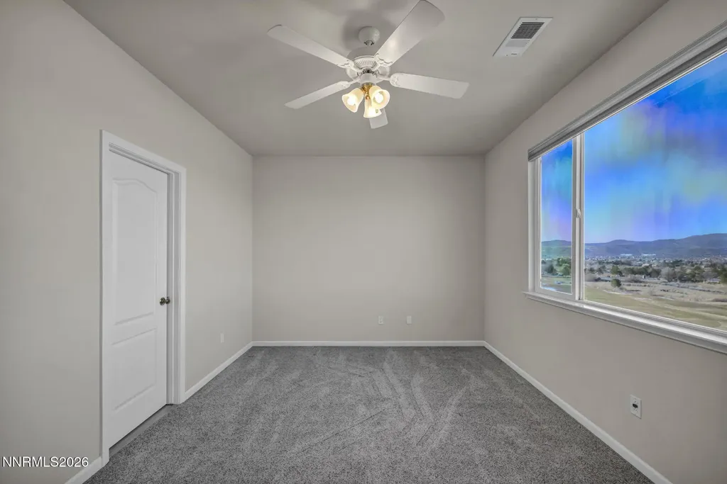 3194 10 Mile Sparks NV 89436