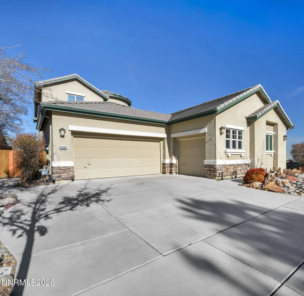 3194 10 Mile Sparks NV 89436