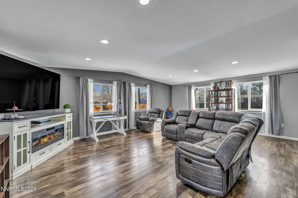 410 Paramount Reno NV 89506