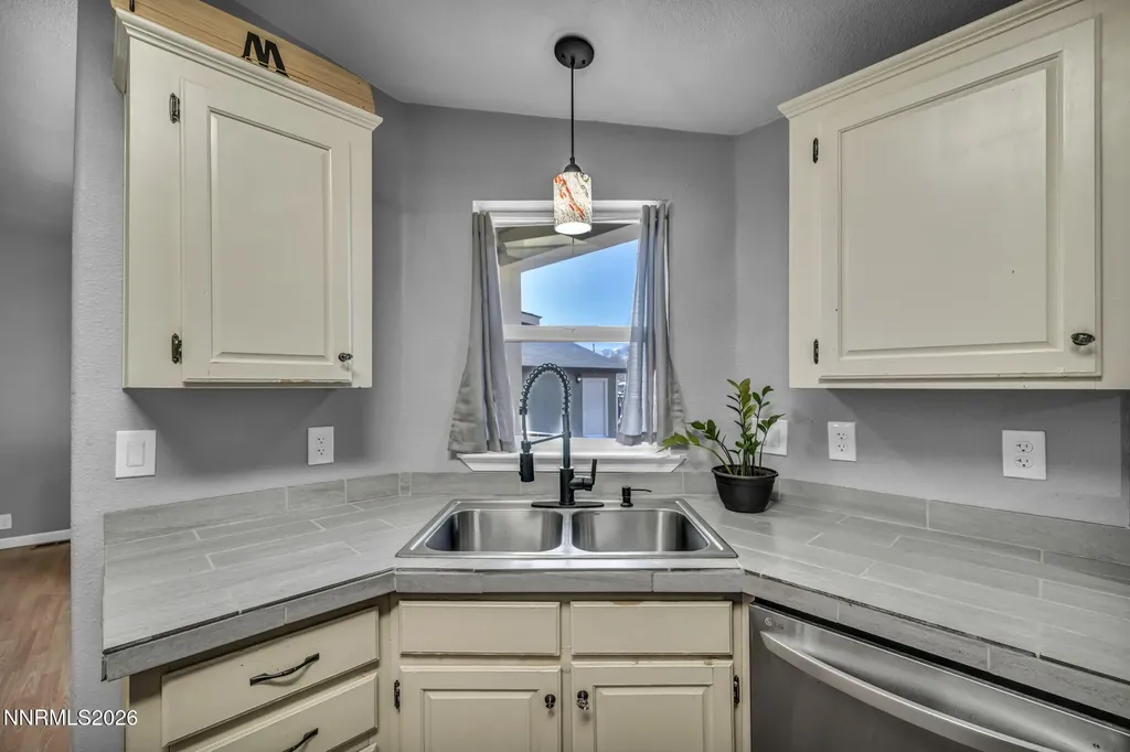 410 Paramount Reno NV 89506