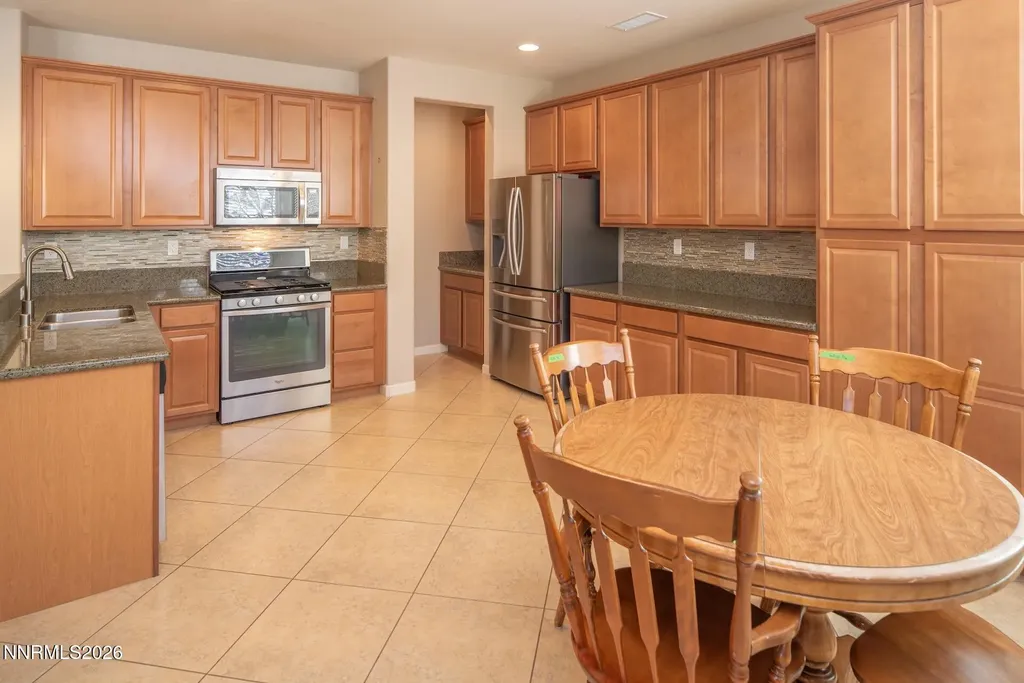 1413 Bluewood Reno NV 89523