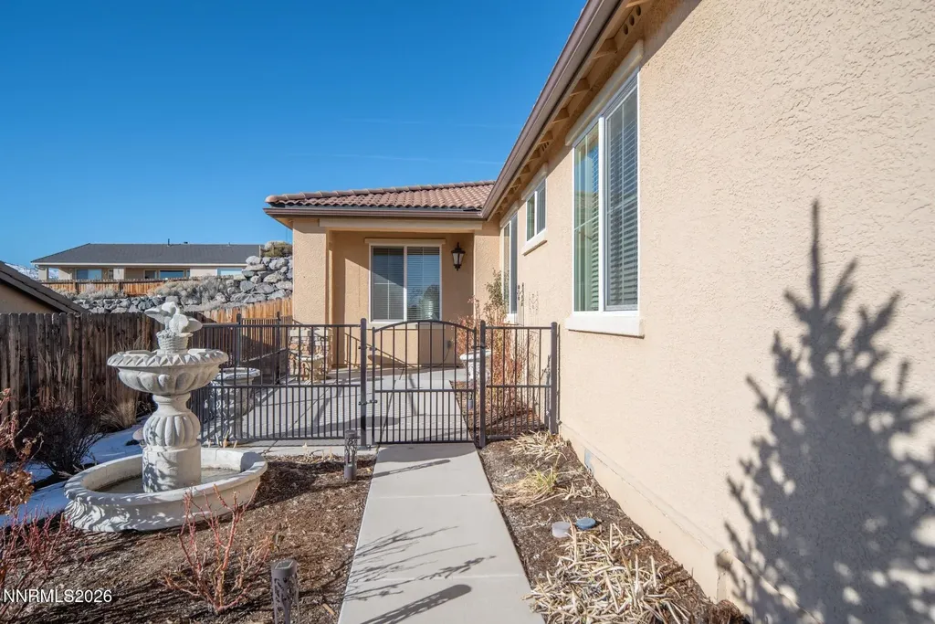 1413 Bluewood Reno NV 89523