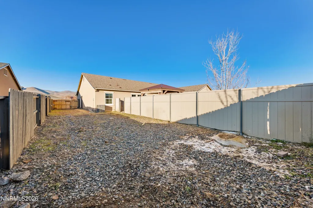 311 Snake River Dayton NV 89403