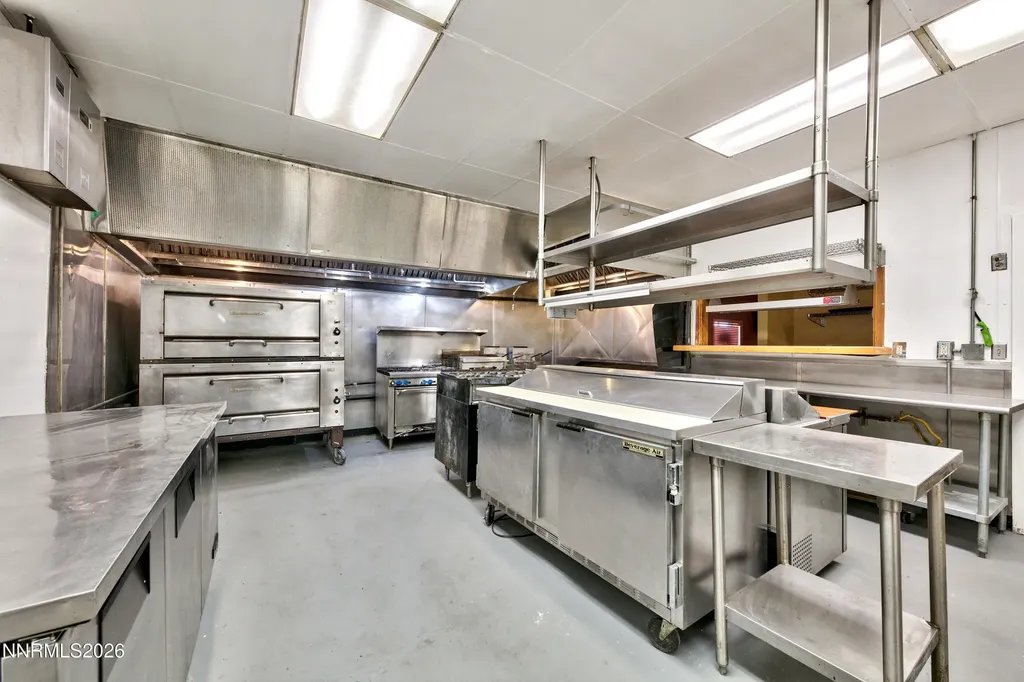 10023 Us-50 Moundhouse NV 89706