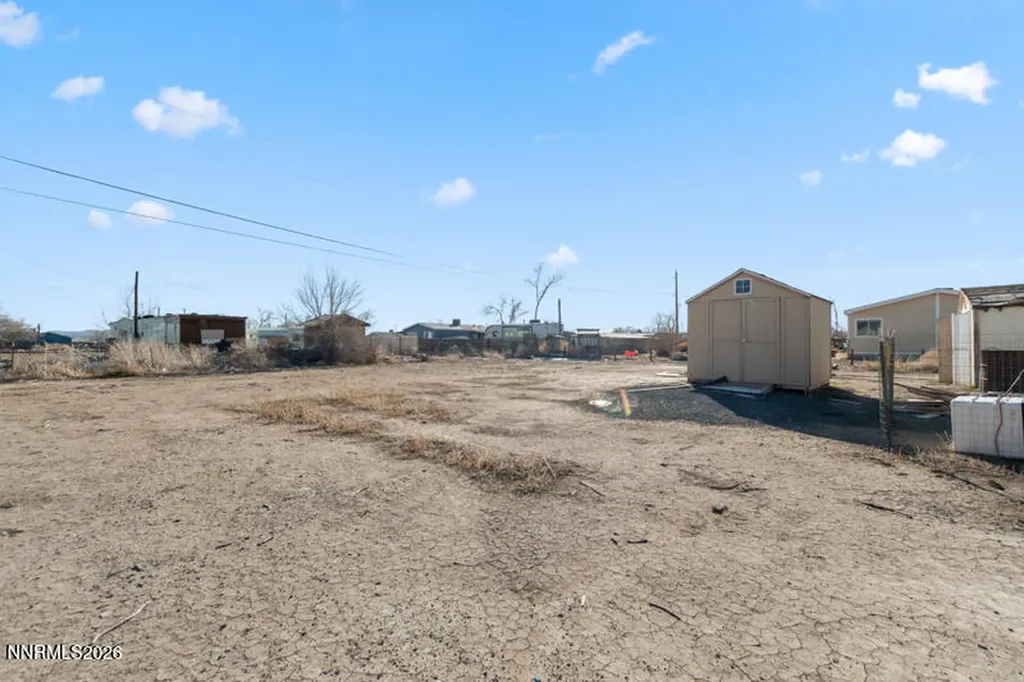 2580 Winnemucca Silver Springs NV 89429