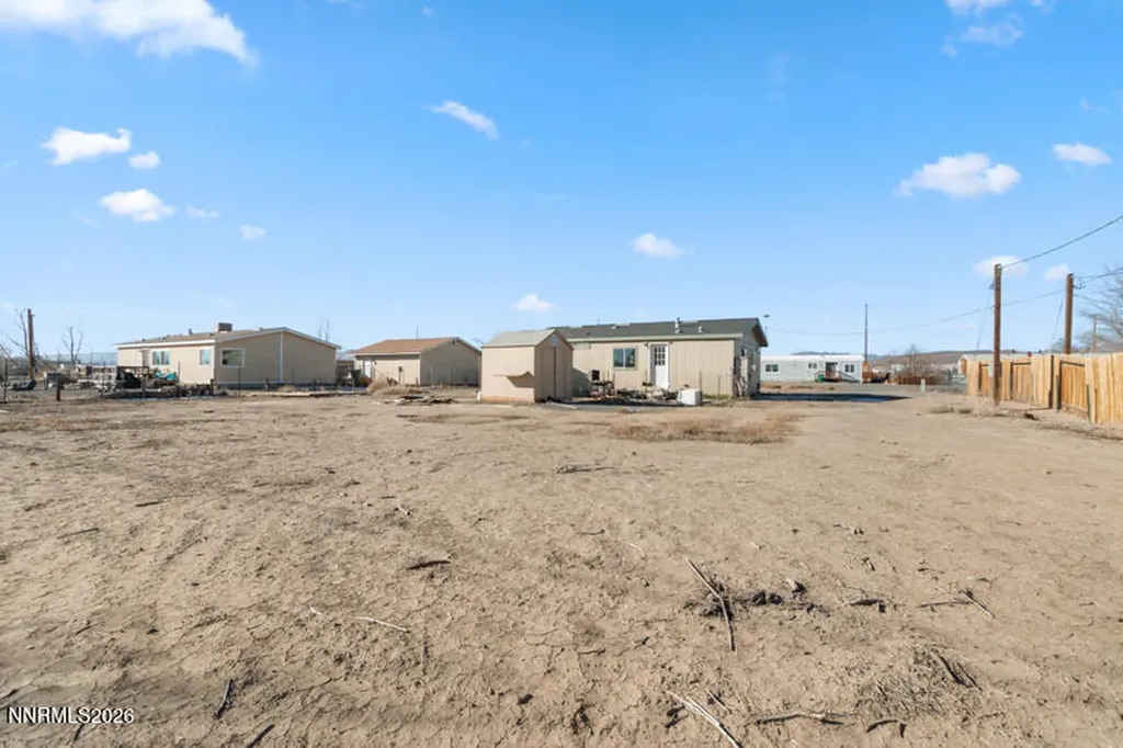 2580 Winnemucca Silver Springs NV 89429