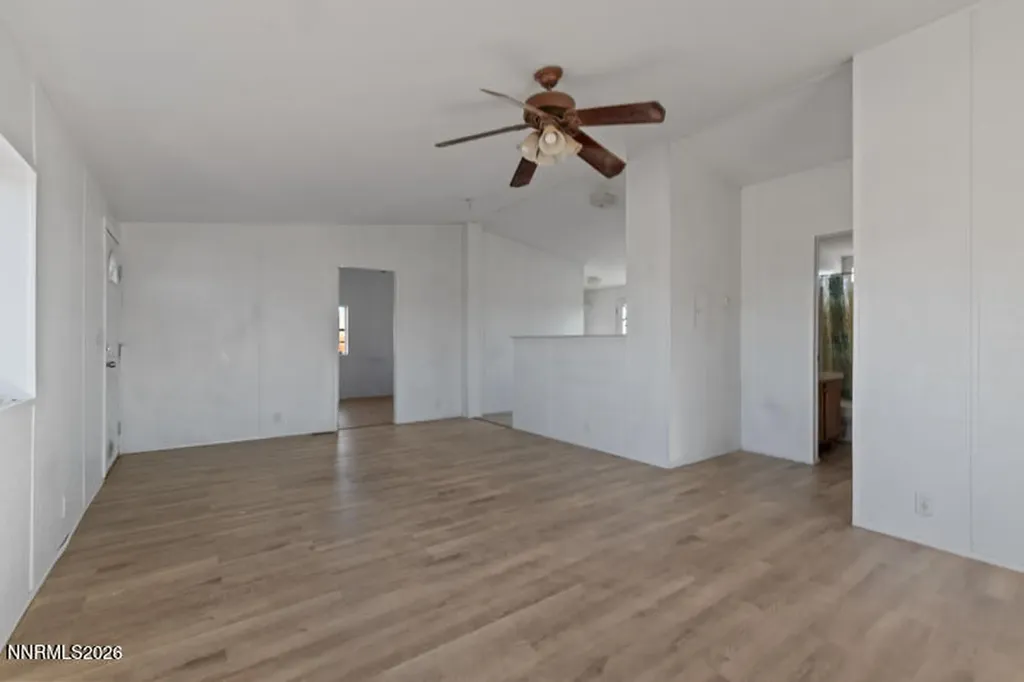 2580 Winnemucca Silver Springs NV 89429