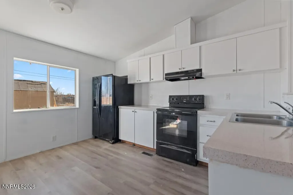 2580 Winnemucca Silver Springs NV 89429