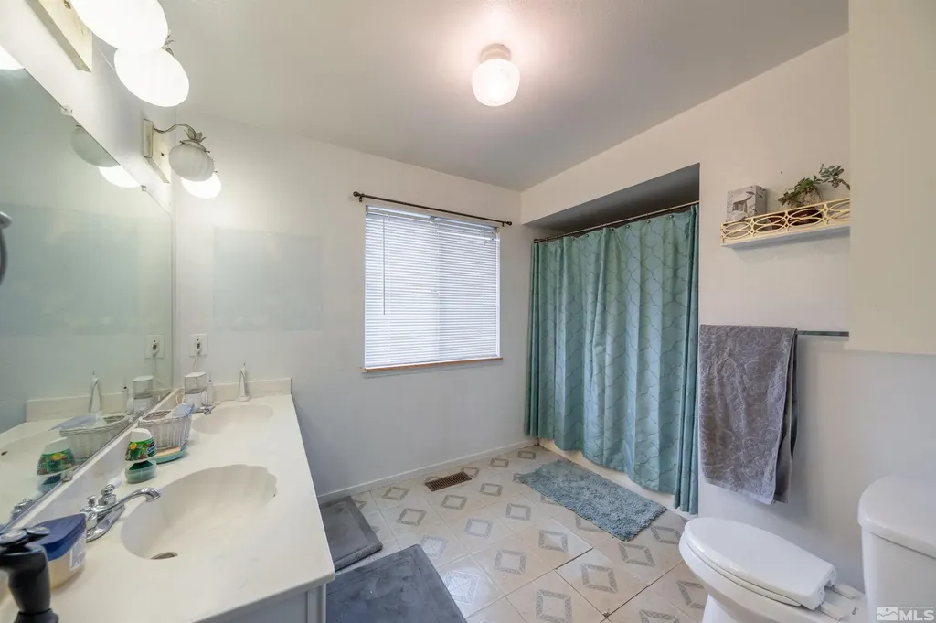 10880 Deodar Reno NV 89506