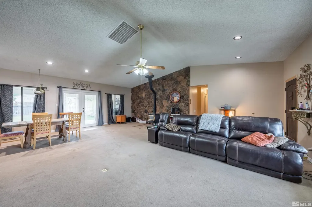 10880 Deodar Reno NV 89506