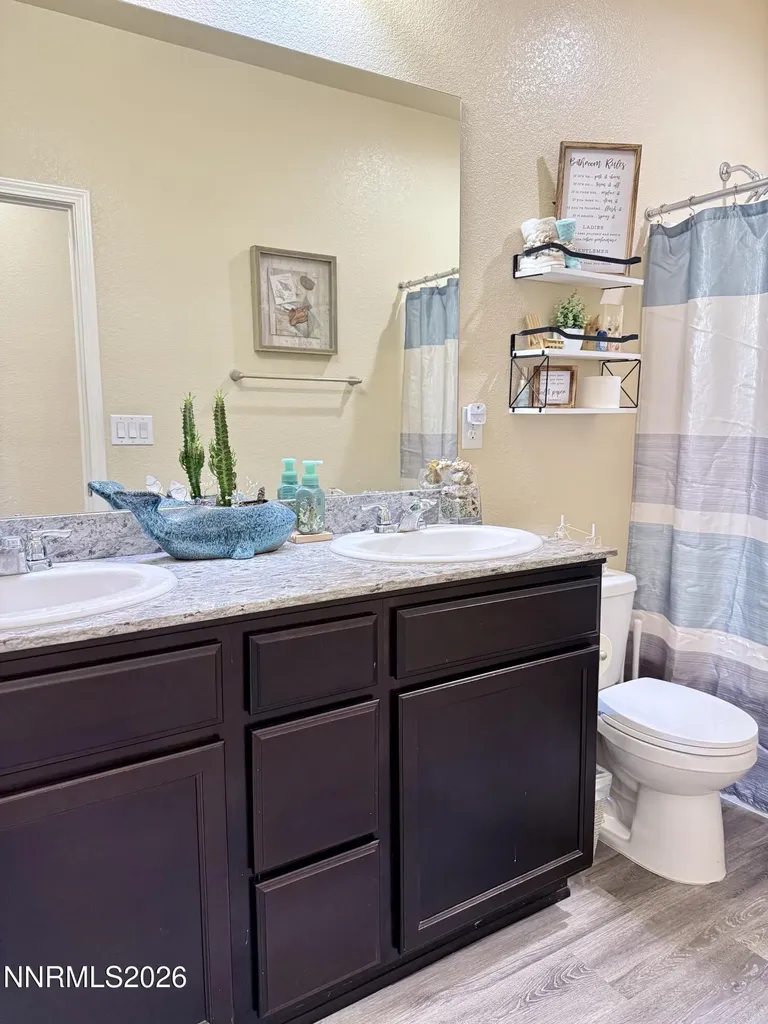 164 Royal Oaks Fernley NV 89408