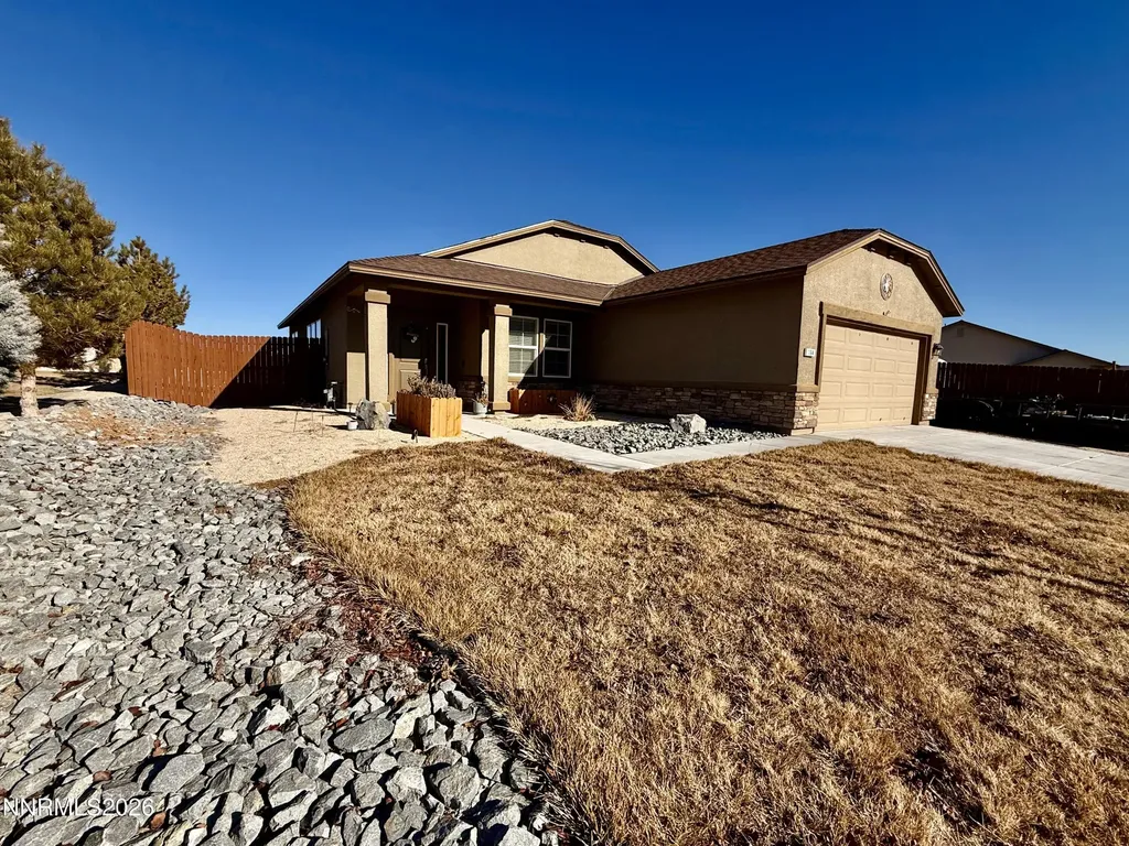 164 Royal Oaks Fernley NV 89408