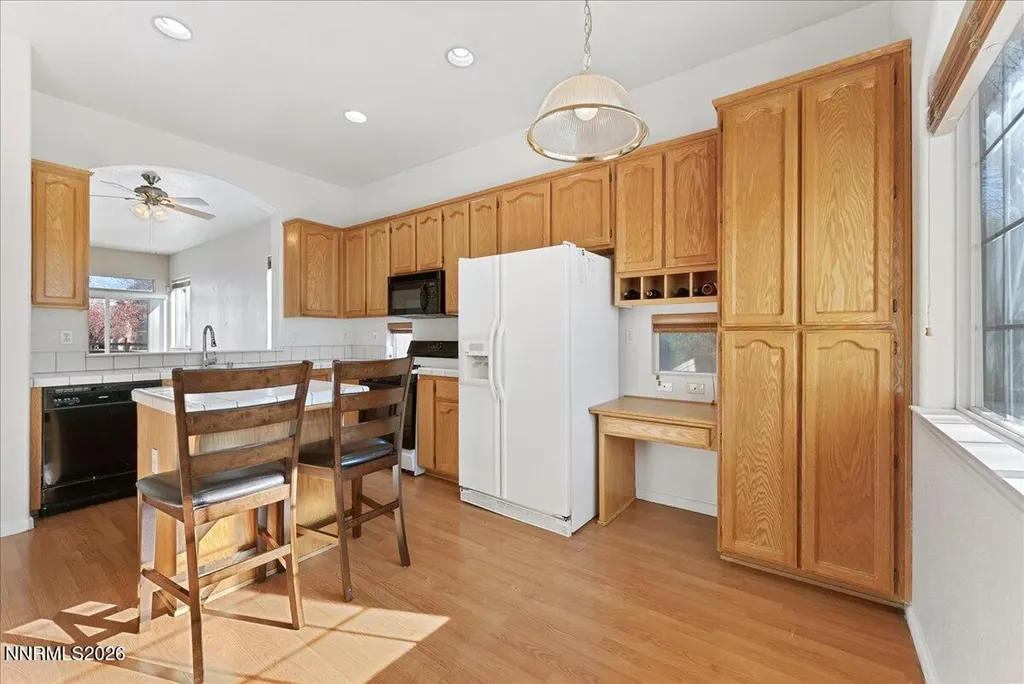 7214 Grand Island Sparks NV 89436