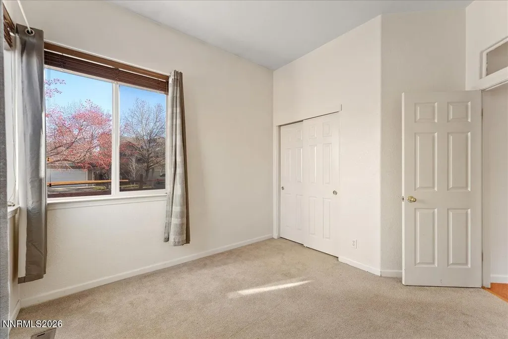 7214 Grand Island Sparks NV 89436