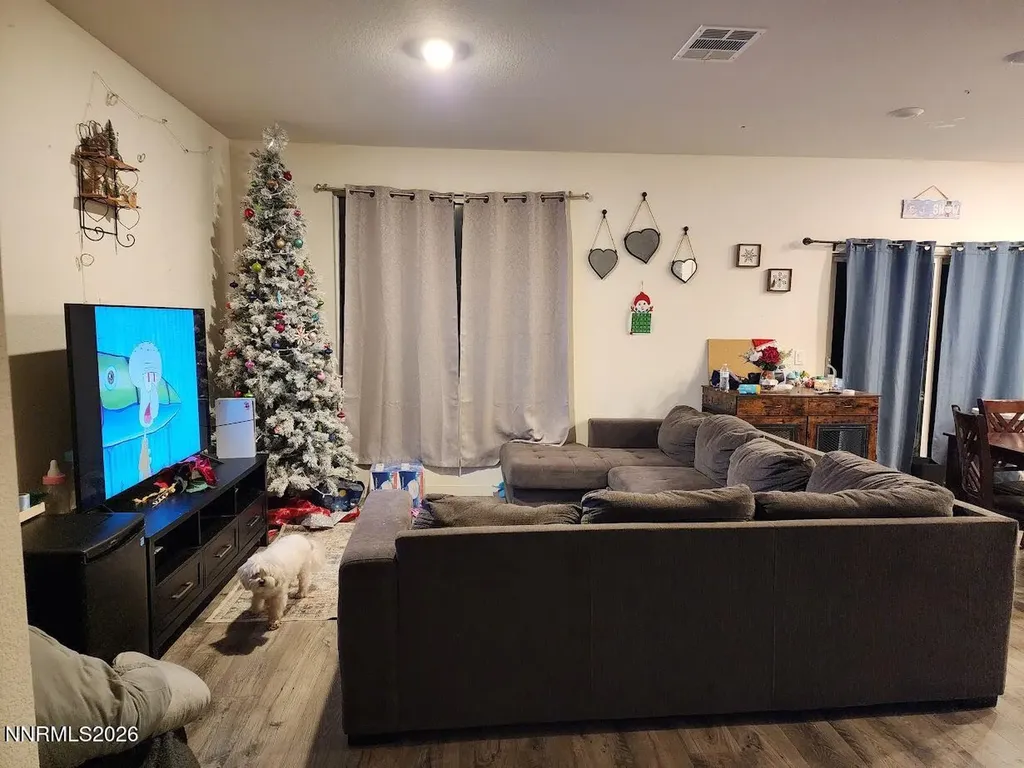 8810 Sky Wind Reno NV 89506