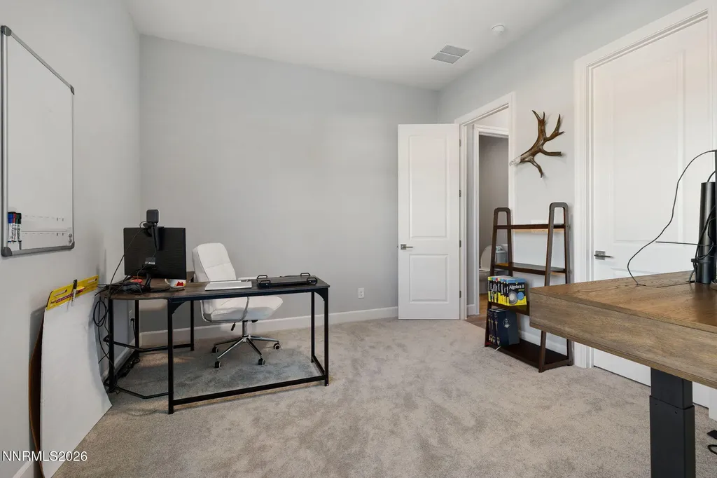 1561 Evangeline Sparks NV 89436