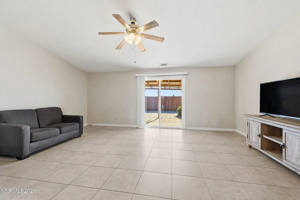209 Corral Dayton NV 89403