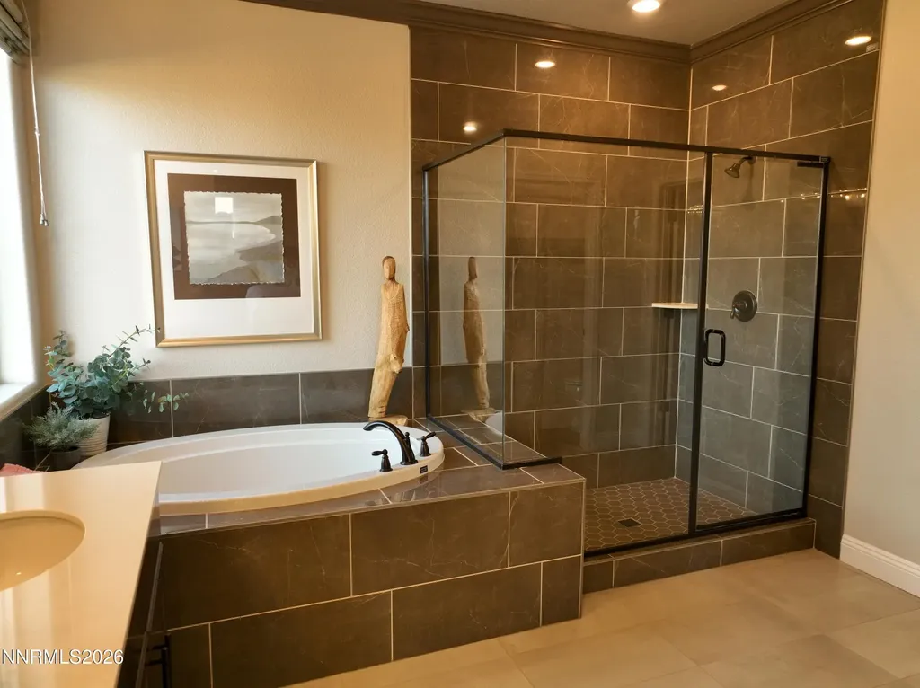 2330 Hickory Sparks NV 89441