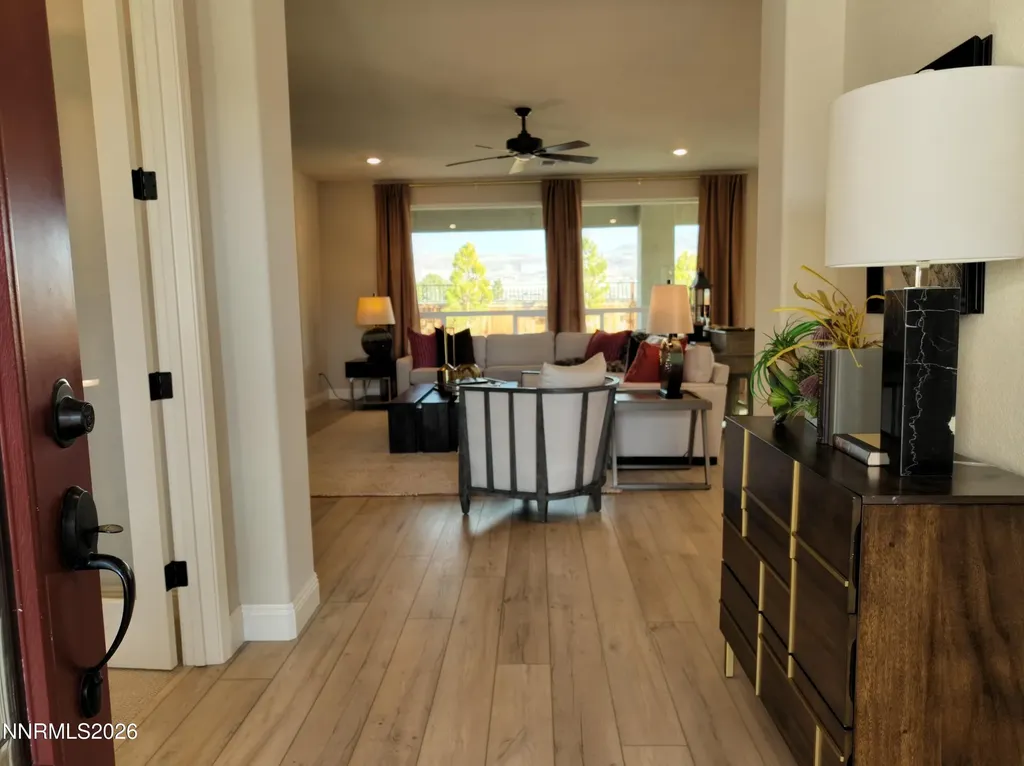 2330 Hickory Sparks NV 89441
