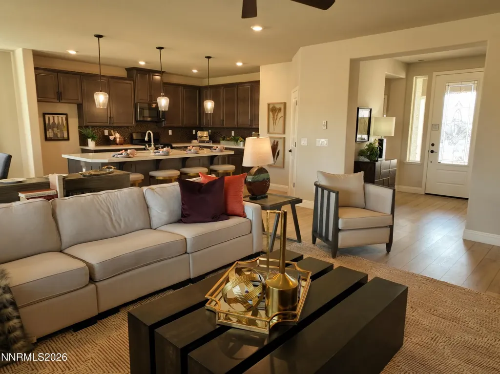 2330 Hickory Sparks NV 89441