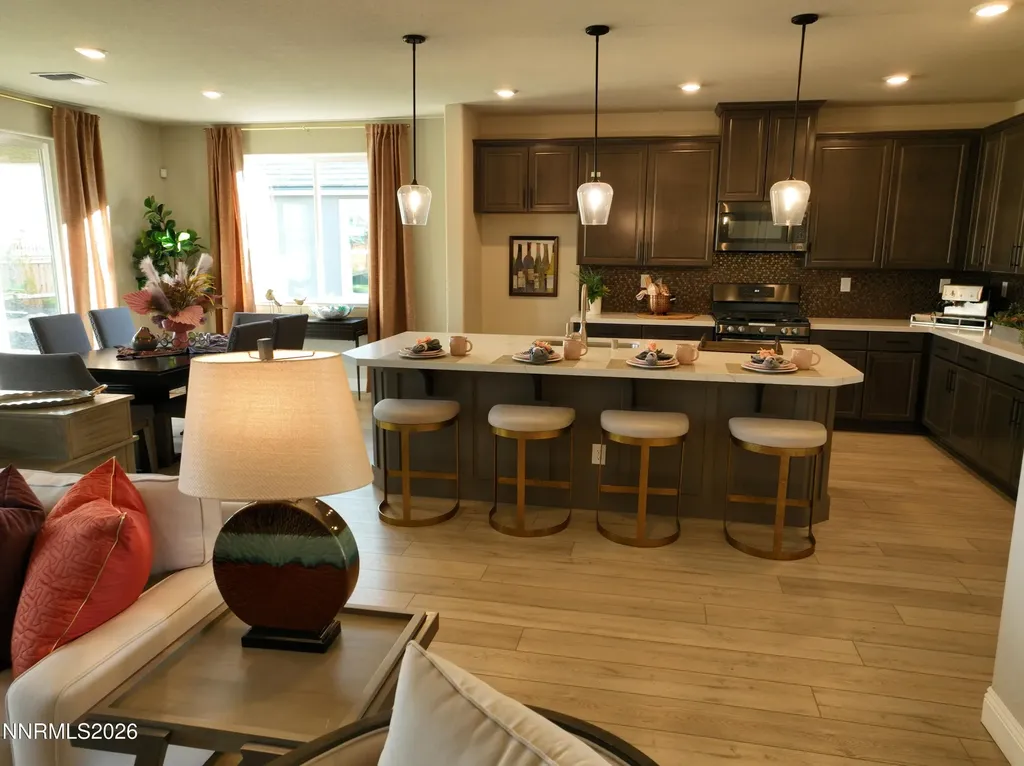 2330 Hickory Sparks NV 89441