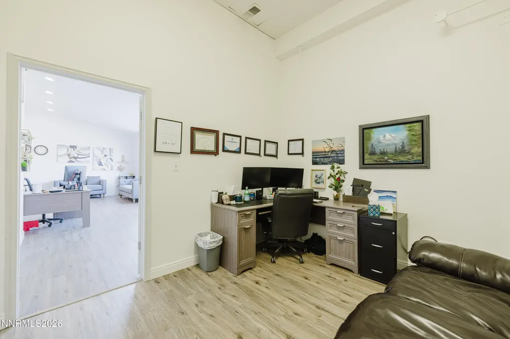174 Idaho Elko NV 89801