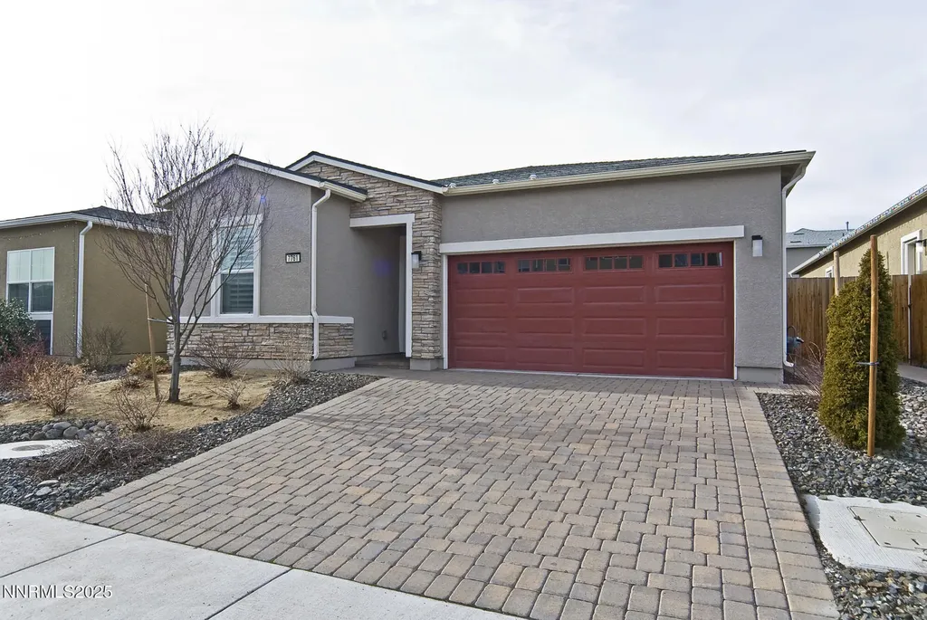 7761 Boulder Falls Sparks NV 89436