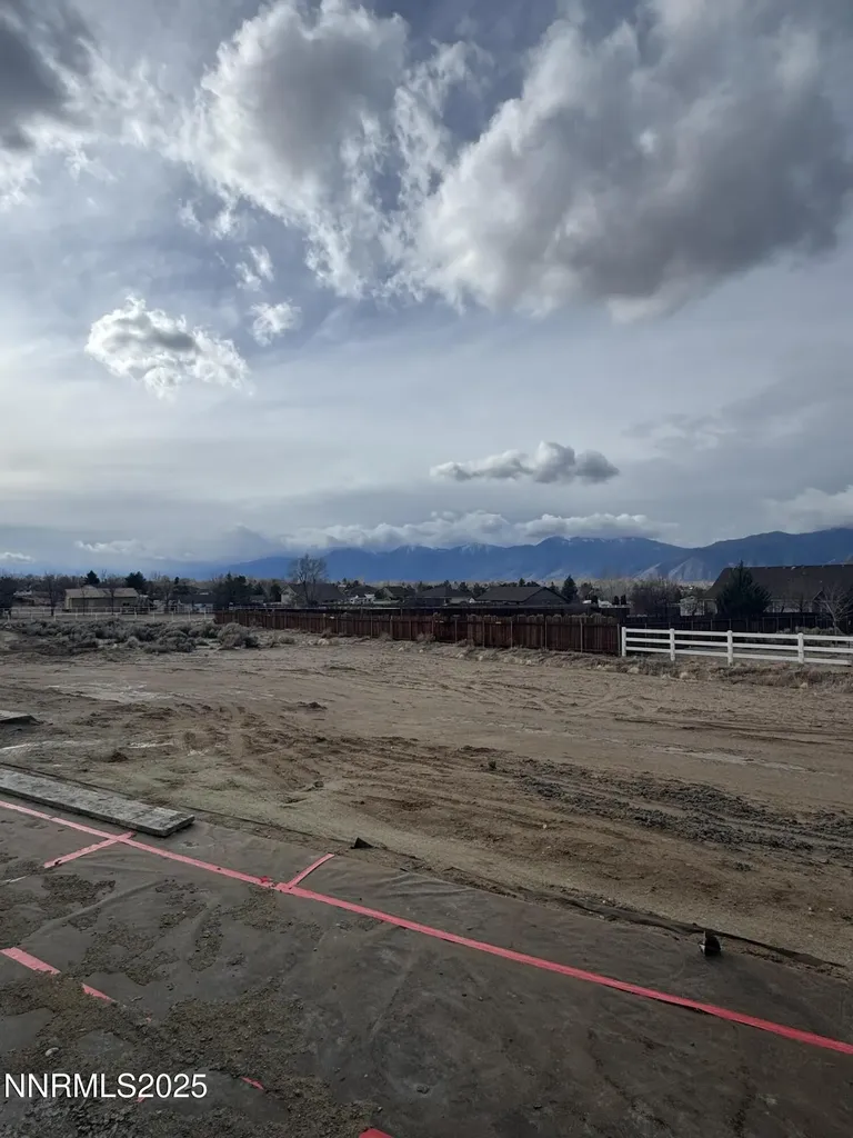 2740 Valley Minden NV 89423