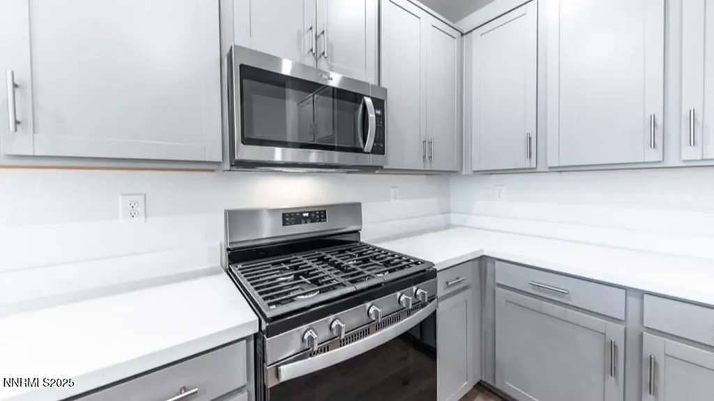 527 Radiant Carson City NV 89705