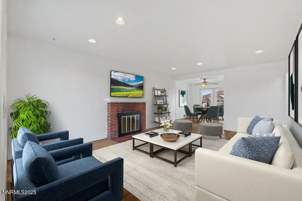 1606 Knoll Reno NV 89509