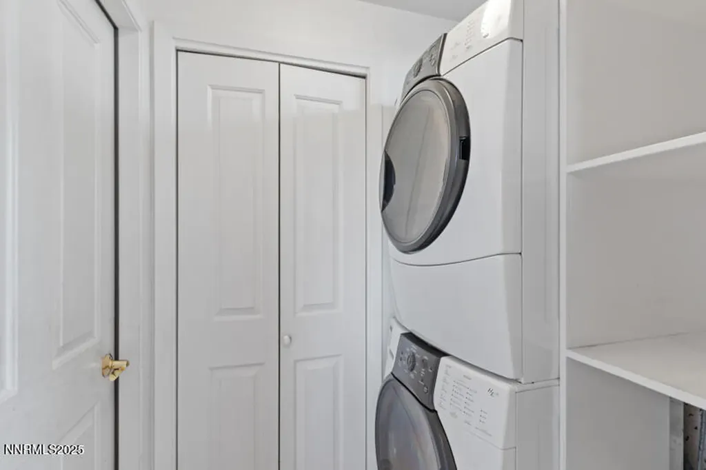 1606 Knoll Reno NV 89509
