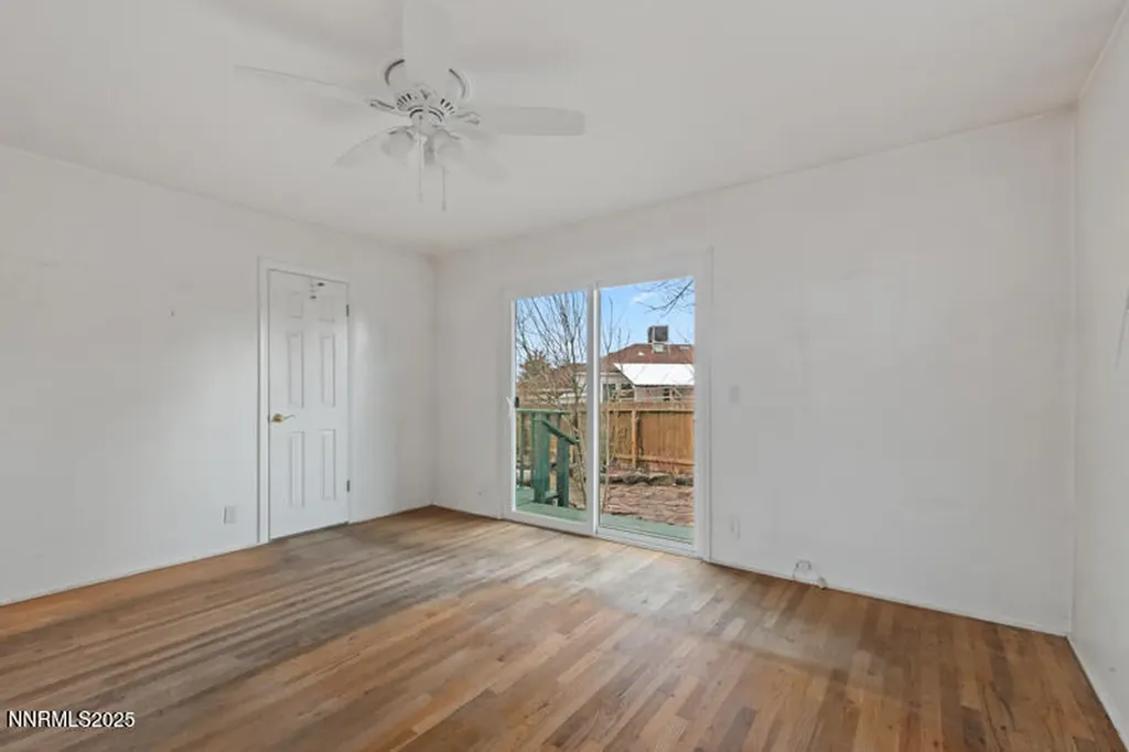 1606 Knoll Reno NV 89509
