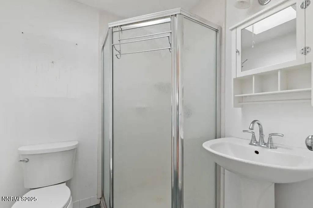 1606 Knoll Reno NV 89509