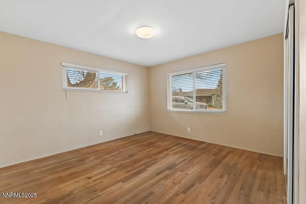 1606 Knoll Reno NV 89509