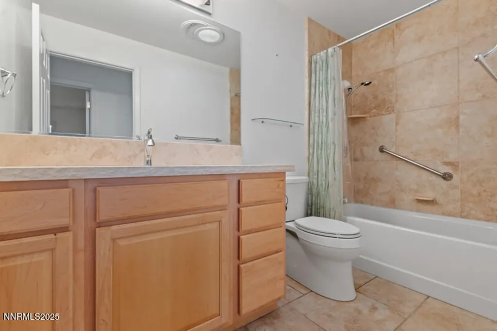 1606 Knoll Reno NV 89509