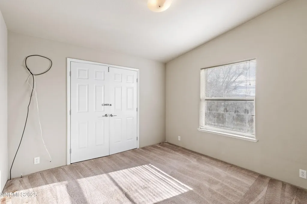 2550 Rawhide Silver Springs NV 89429
