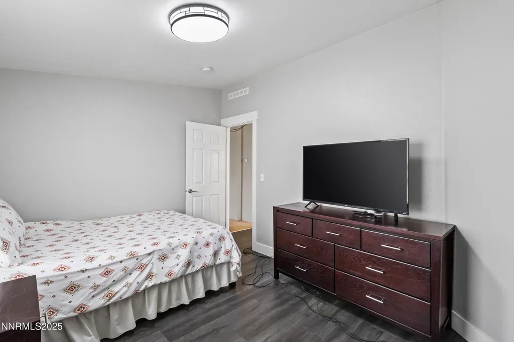 2550 Rawhide Silver Springs NV 89429
