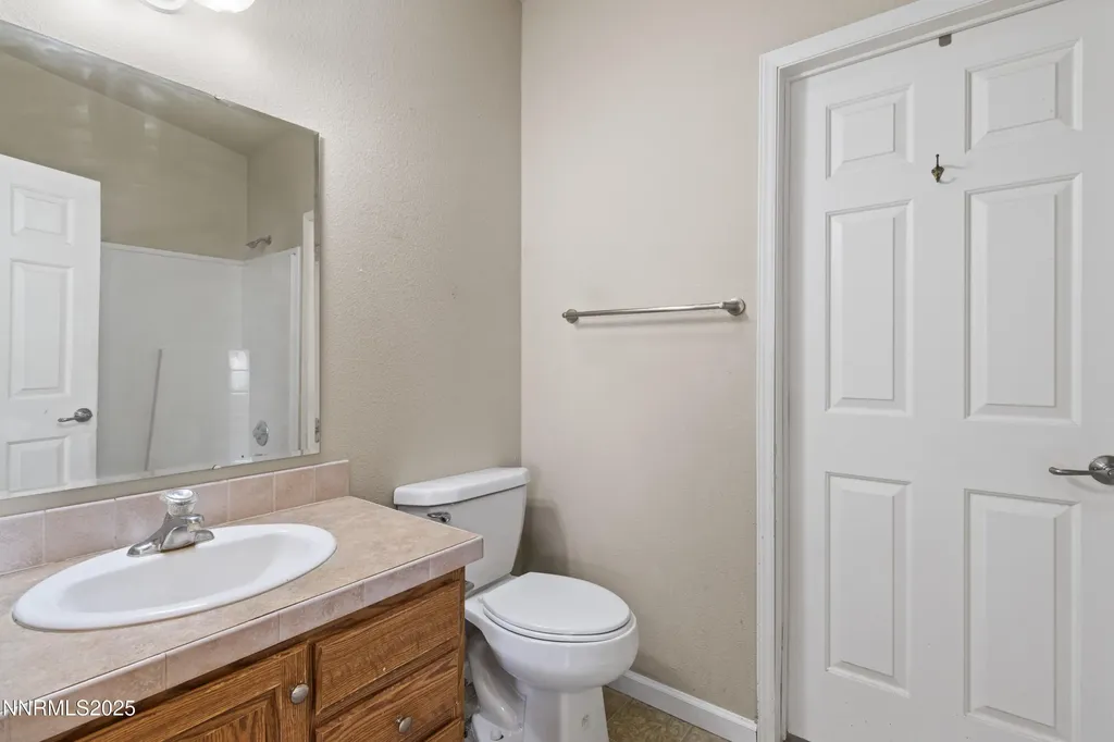 2550 Rawhide Silver Springs NV 89429
