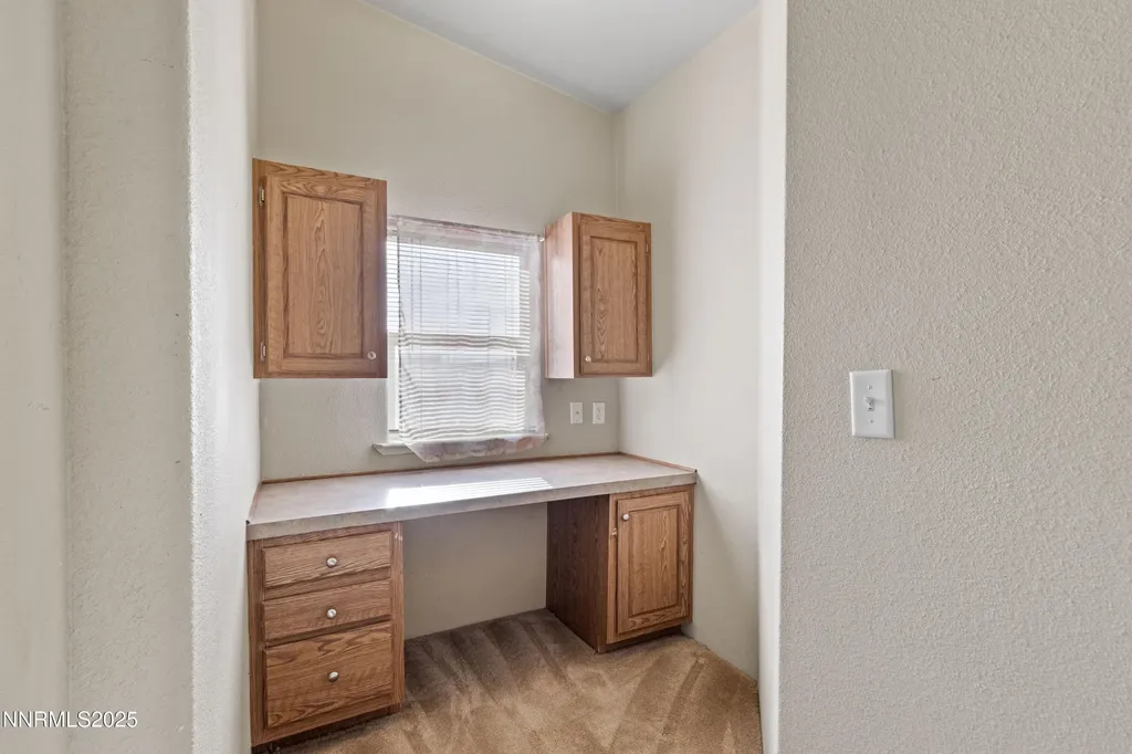 2550 Rawhide Silver Springs NV 89429