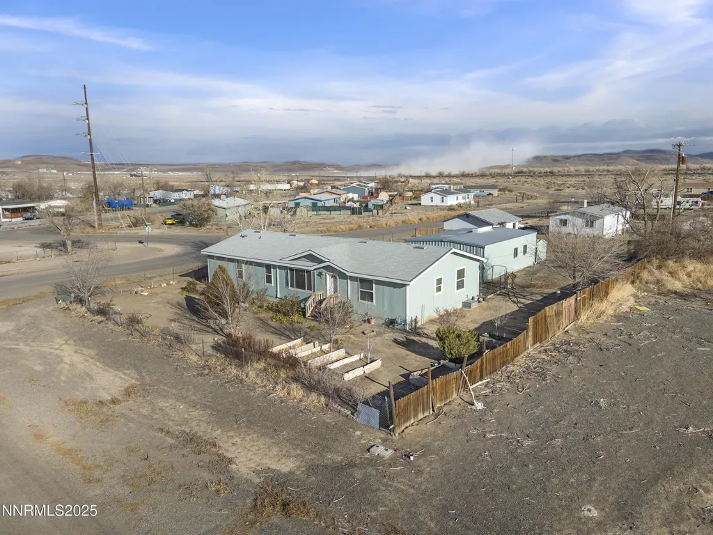 2550 Rawhide Silver Springs NV 89429