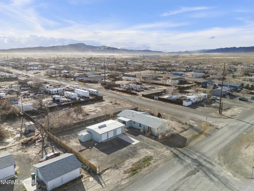 2550 Rawhide Silver Springs NV 89429