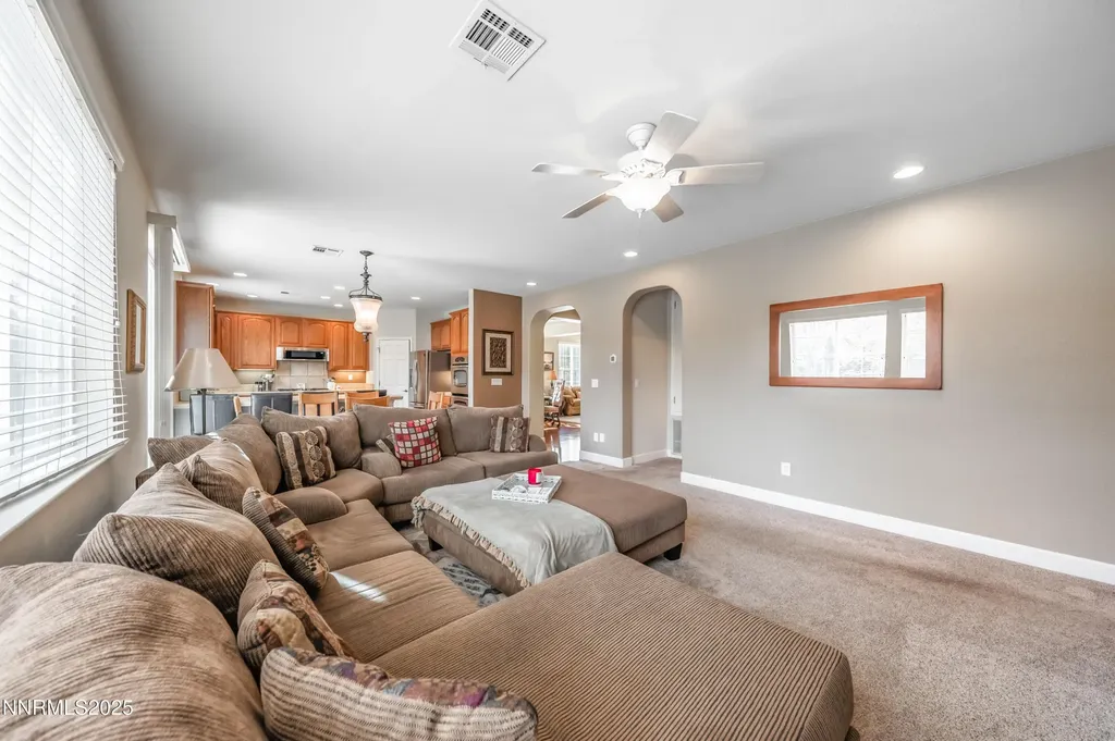 6472 Marissa Anne Sparks NV 89436