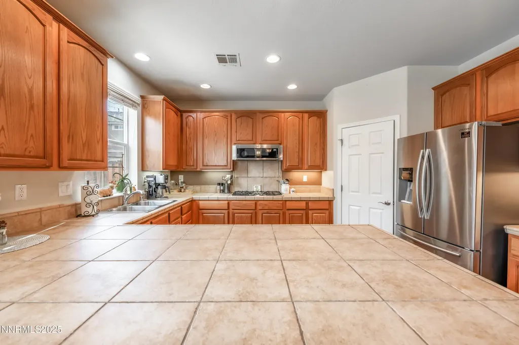 6472 Marissa Anne Sparks NV 89436