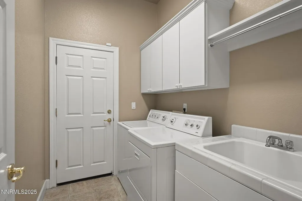 2757 Robb Reno NV 89523