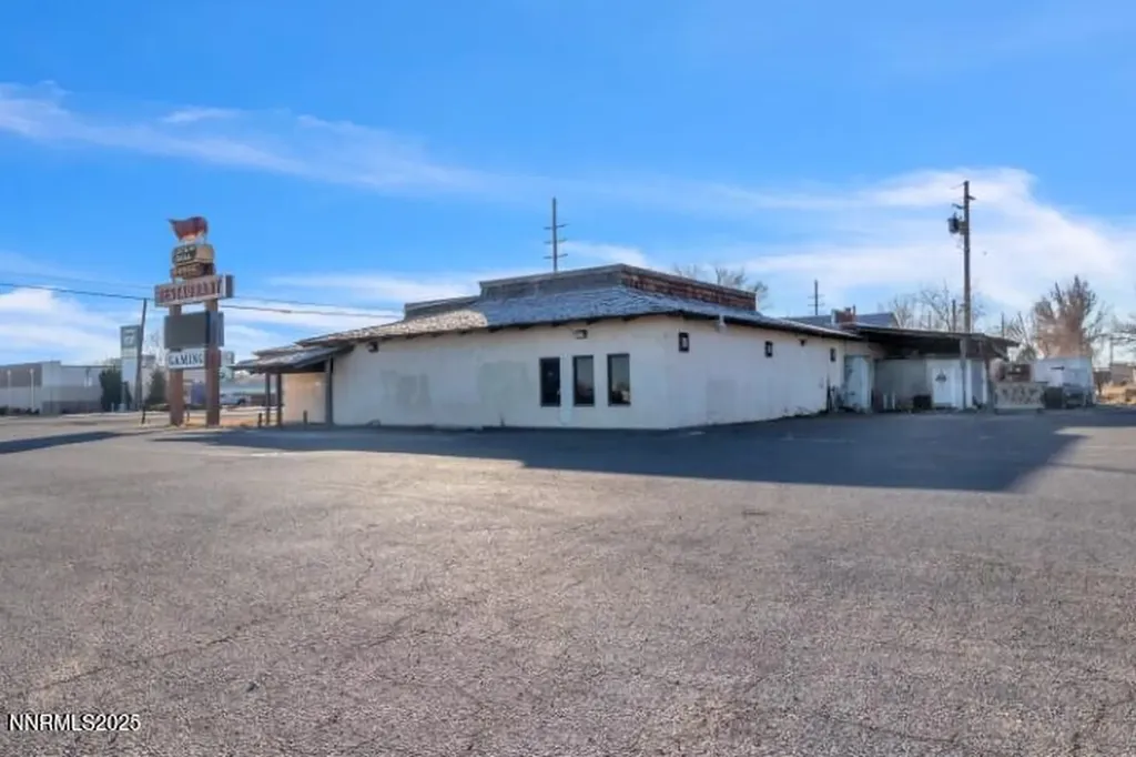 1350 Taylor Fallon NV 89406