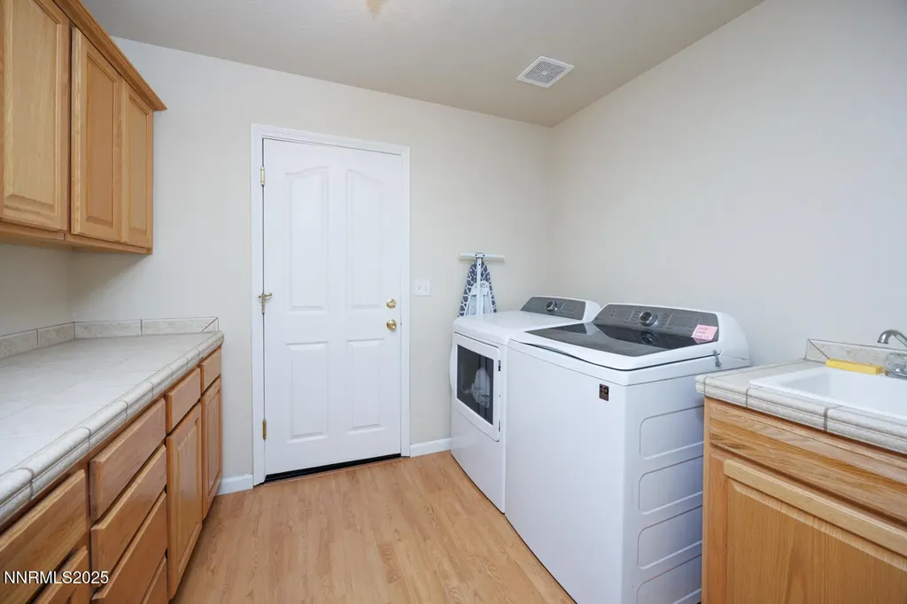1820 Heidi Fallon NV 89406