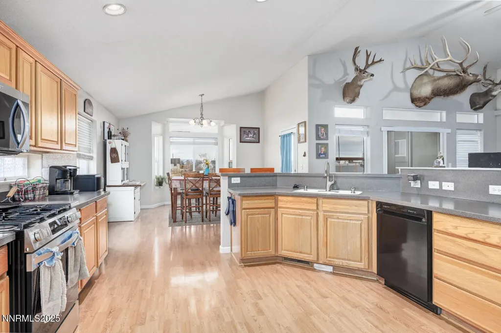 1820 Heidi Fallon NV 89406