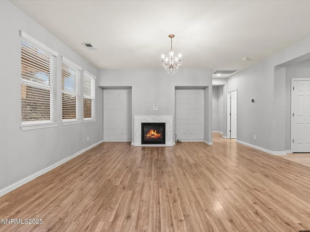 1056 Crown View Reno NV 89523