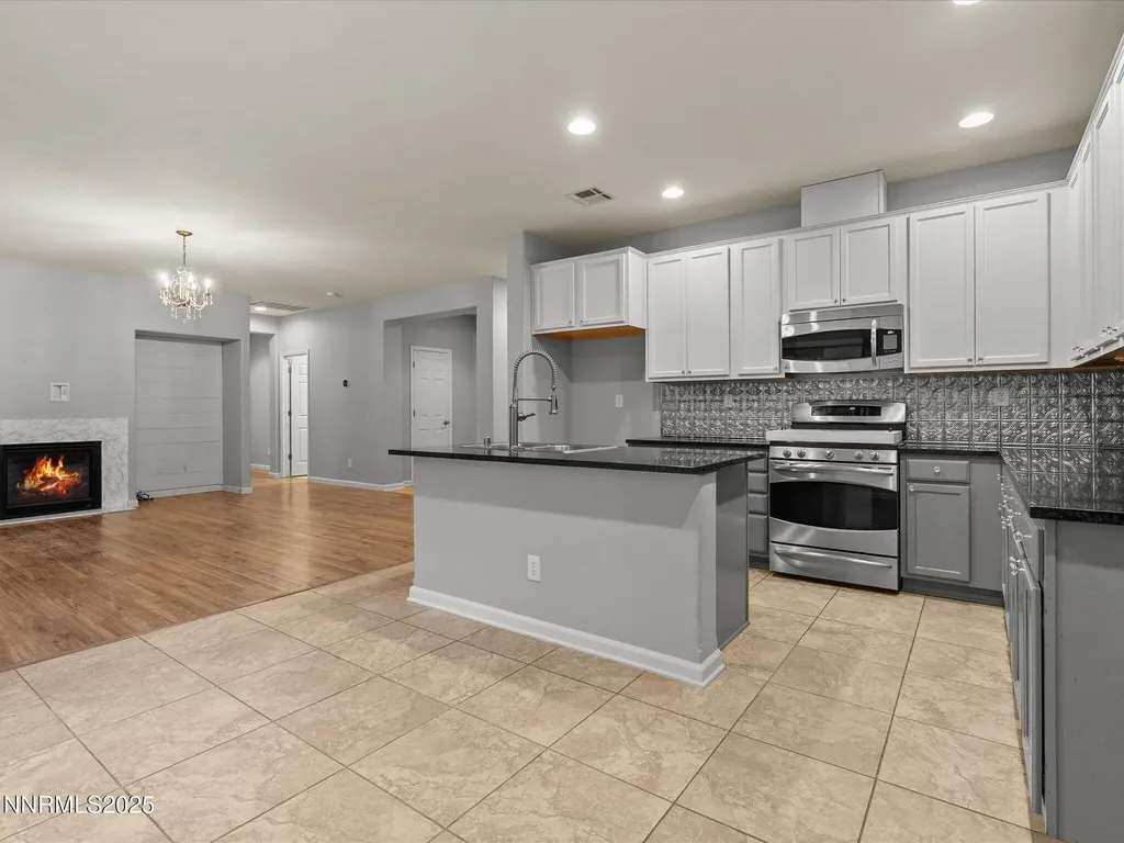 1056 Crown View Reno NV 89523