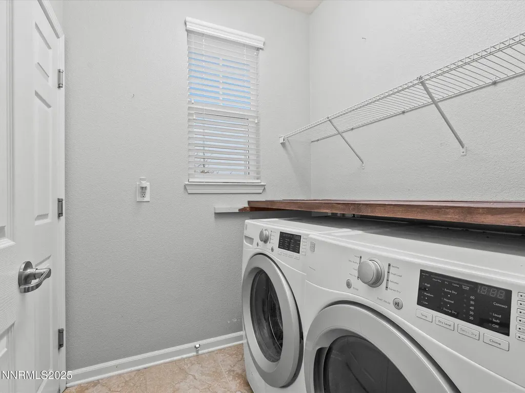 1056 Crown View Reno NV 89523